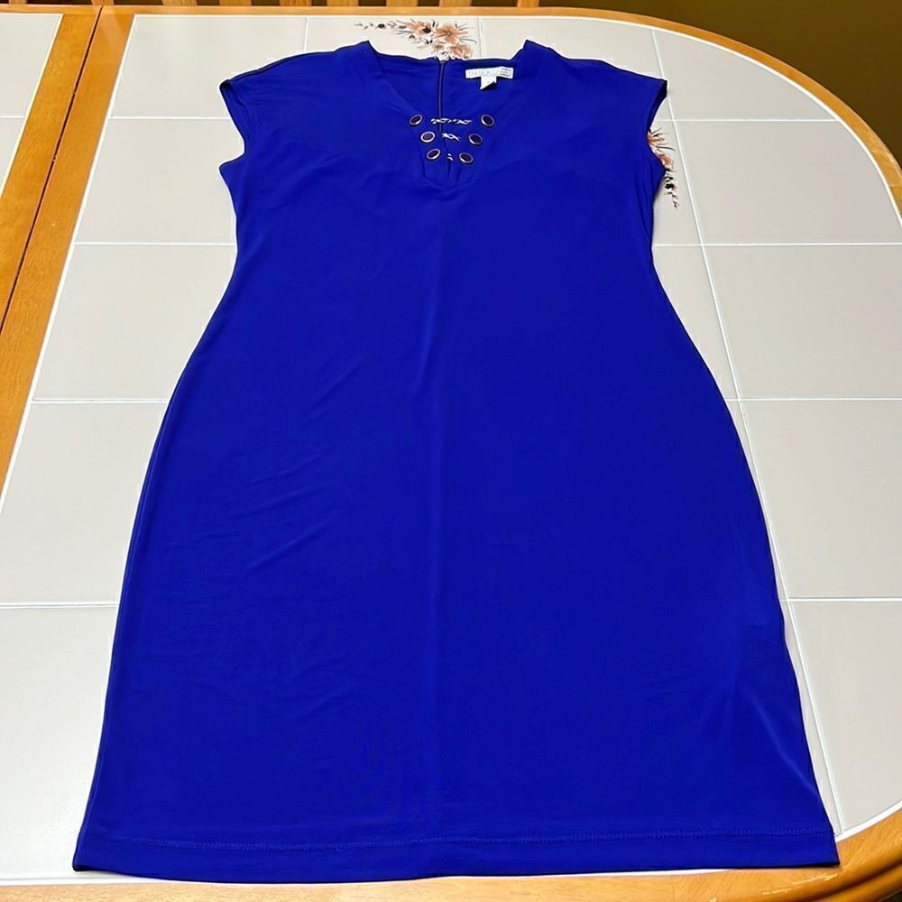Dana Buchman Sleeveless Midi Dress Size 8